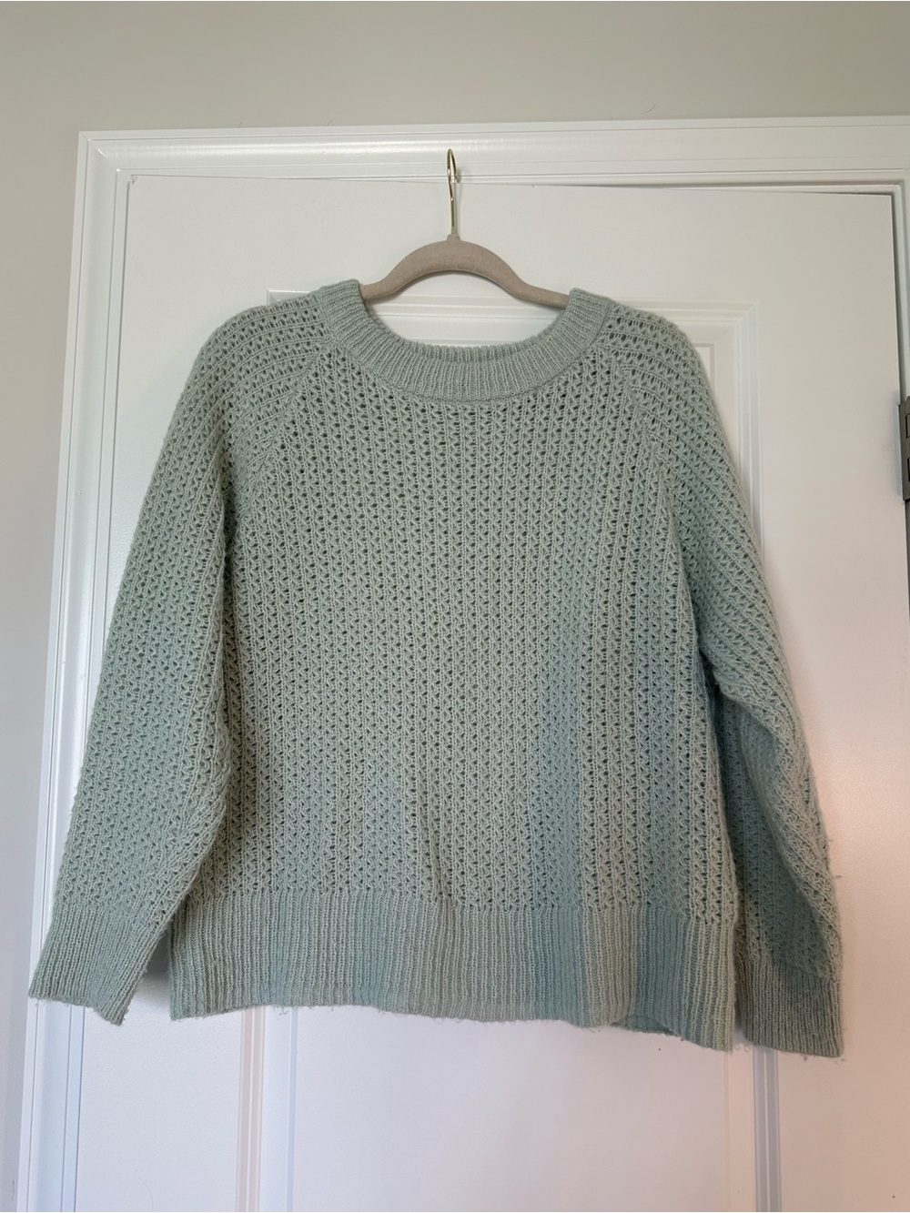 Maurices Women’s Sage Green Sweater Small